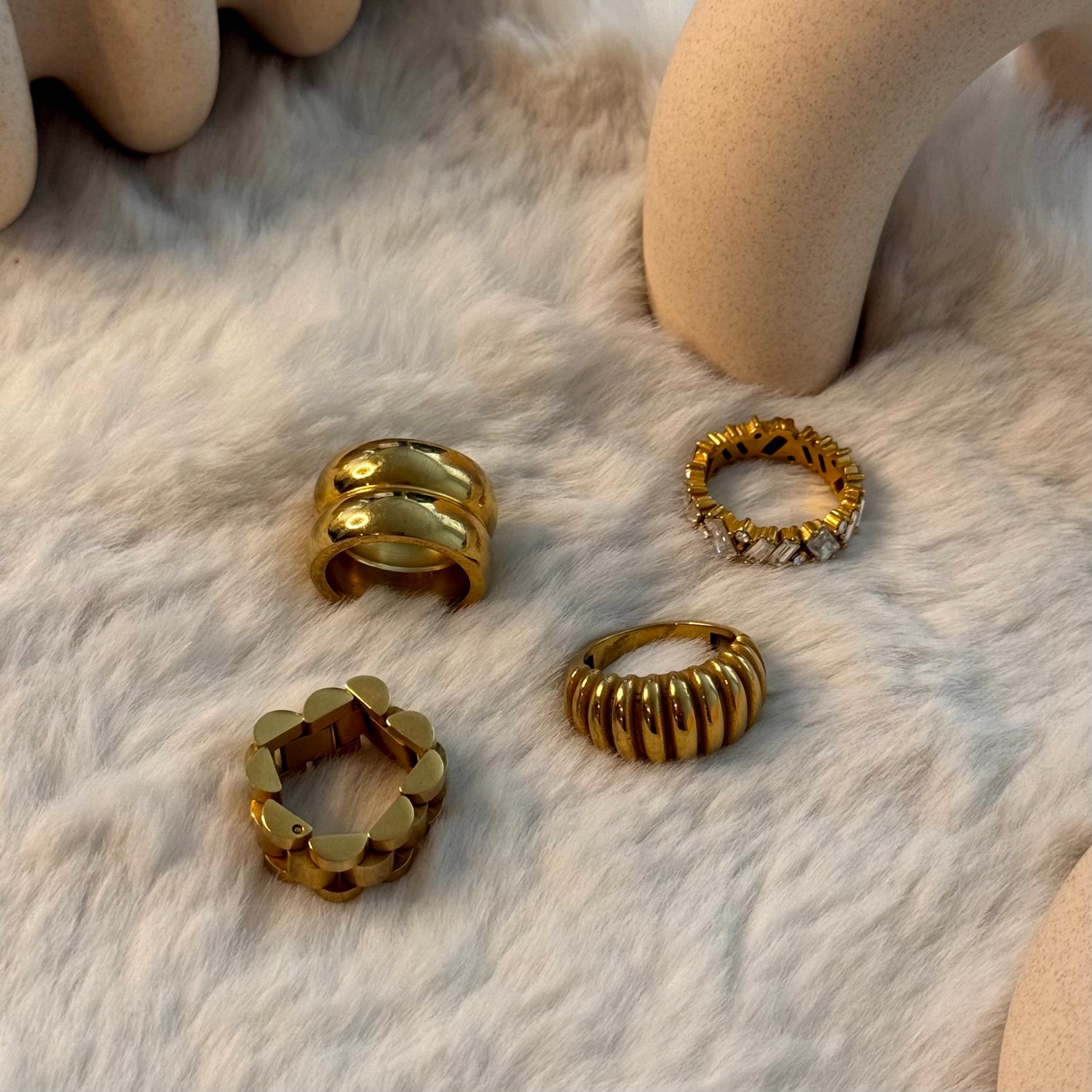RINGS